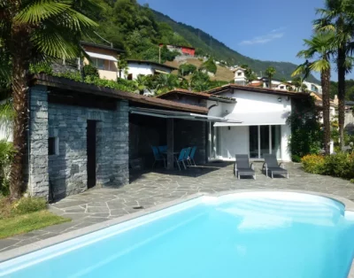 villa de vacances avec piscine privée chauffée